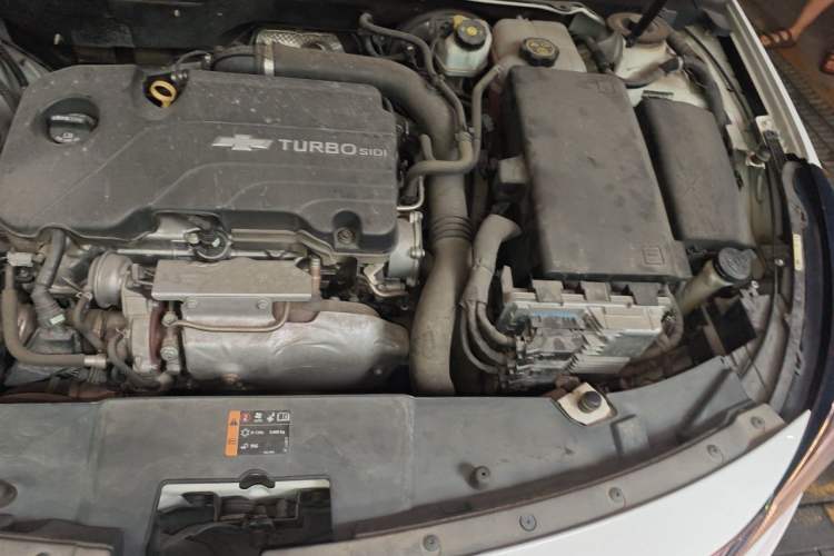 Used Chevrolet Malibu 2018 530T Automatic Luxury Edition Engine Bay Left