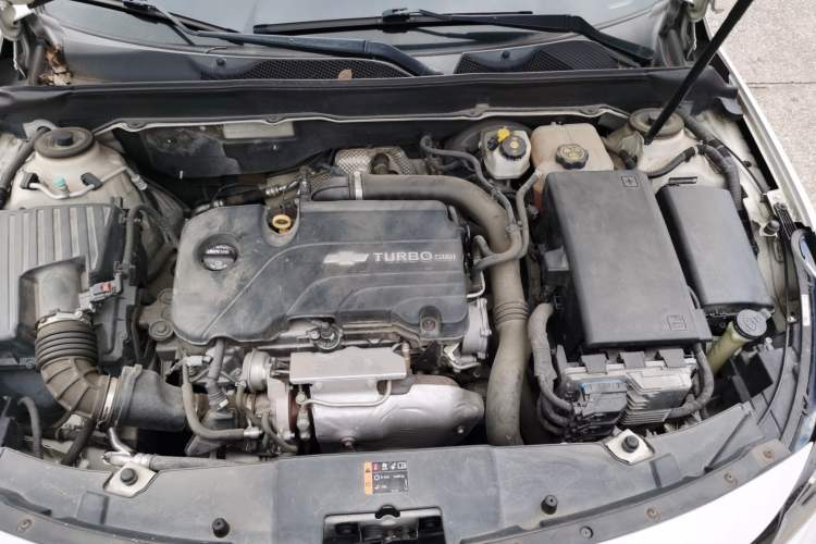 Used Chevrolet Malibu 2018 530T Automatic Luxury Edition Engine Bay Left
