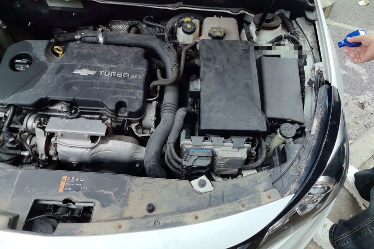 Used Chevrolet Malibu 2018 530T Automatic Luxury Edition Engine Bay Left