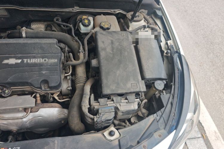 Used Chevrolet Malibu 2018 530T Automatic Fashion Edition Engine Bay Left