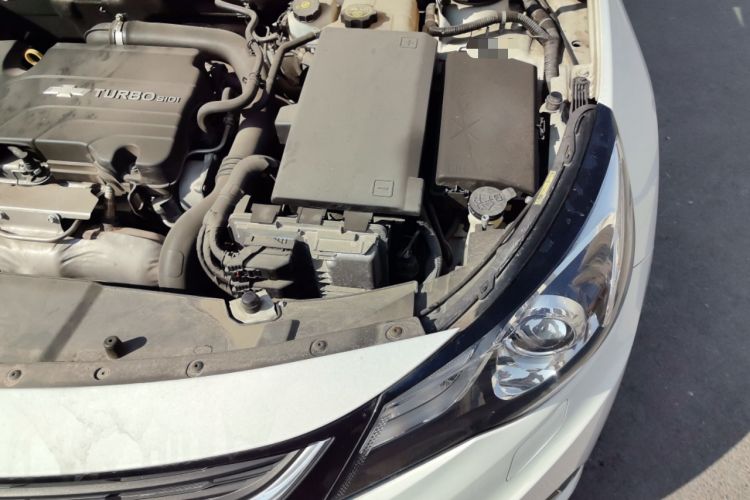 Used Chevrolet Malibu 2018 530T Automatic Luxury Edition Engine Bay Left