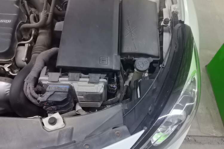Used Chevrolet Malibu 2018 530T Automatic Comfort Edition Engine Bay Left