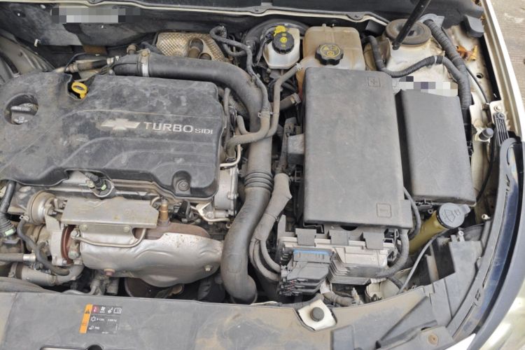 Used Chevrolet Malibu 2018 530T Automatic Fashion Edition Engine Bay Left