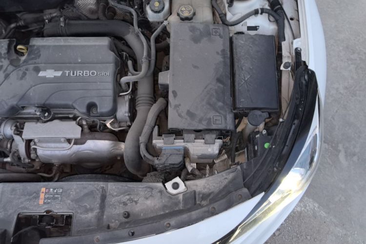 Used Chevrolet Malibu 2018 530T Automatic Luxury Edition Engine Bay Left