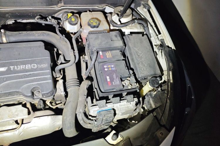 Used Chevrolet Malibu 2018 530T Automatic Luxury Edition Engine Bay Left