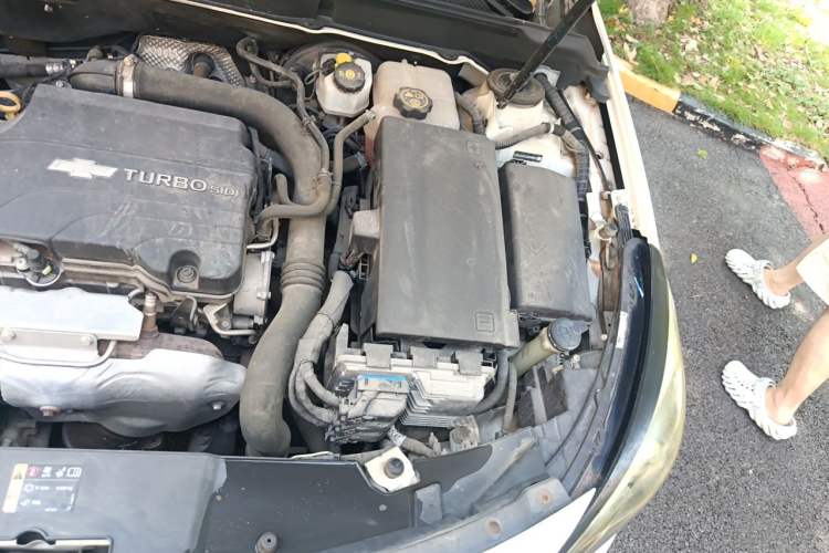Used Chevrolet Malibu 2018 530T Automatic Luxury Edition Engine Bay Left
