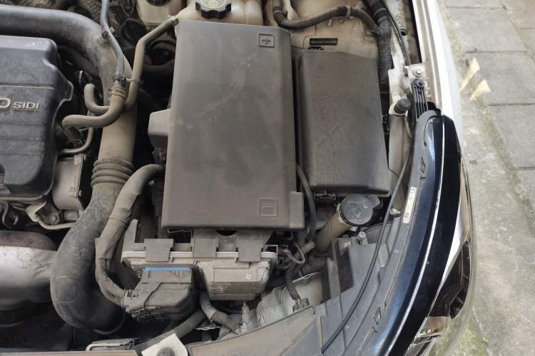 Used Chevrolet Malibu 2018 530T Automatic Luxury Edition Engine Bay Left