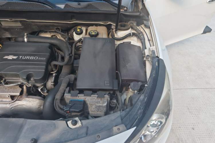 Used Chevrolet Malibu 2018 530T Automatic Luxury Edition Engine Bay Left