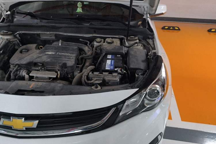 Used Chevrolet Malibu 2018 530T Automatic Fashion Edition Engine Bay Left