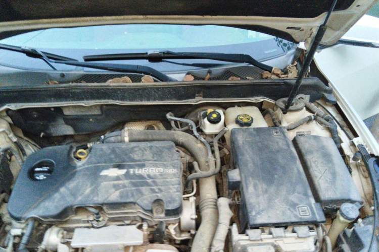 Used Chevrolet Malibu 2018 530T Automatic Comfort Edition Engine Bay Left