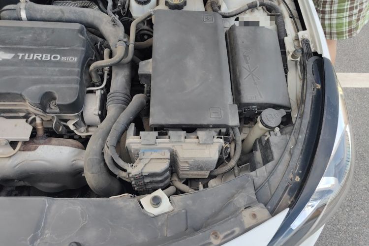 Used Chevrolet Malibu 2018 530T Automatic Fashion Edition Engine Bay Left