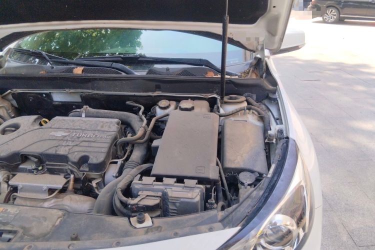Used Chevrolet Malibu 2018 530T Automatic Luxury Edition Engine Bay Left