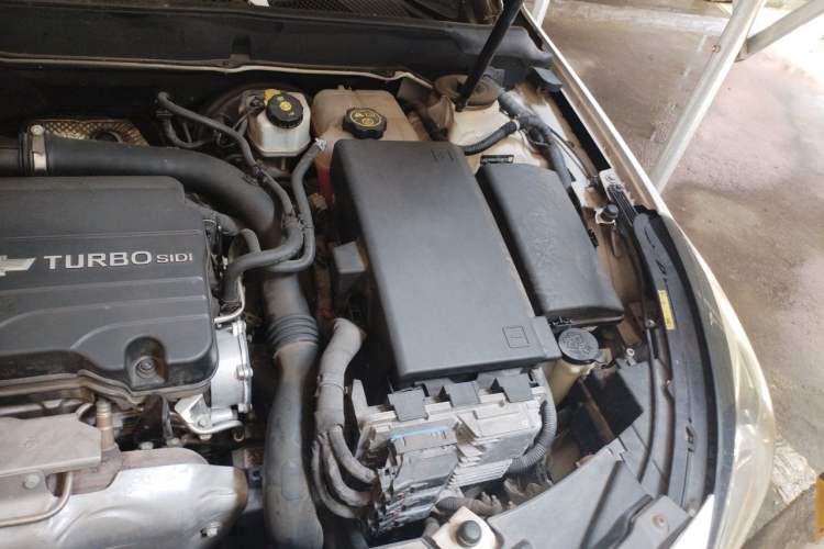Used Chevrolet Malibu 2018 530T Automatic Luxury Edition Engine Bay Left
