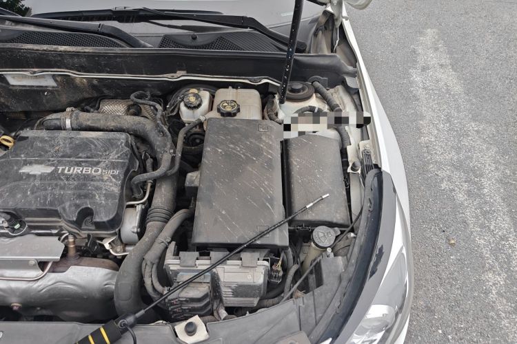 Used Chevrolet Malibu 2018 530T Automatic Fashion Edition Engine Bay Left
