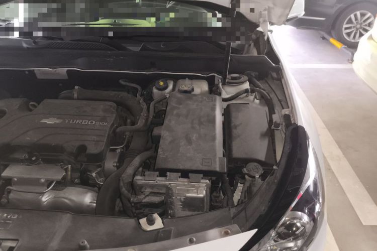 Used Chevrolet Malibu 2018 530T Automatic Fashion Edition Engine Bay Left