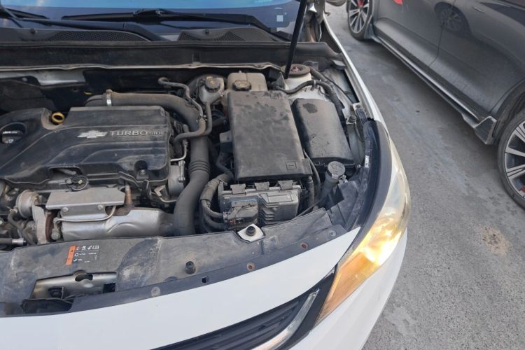 Used Chevrolet Malibu 2018 530T Automatic Luxury Edition Engine Bay Left