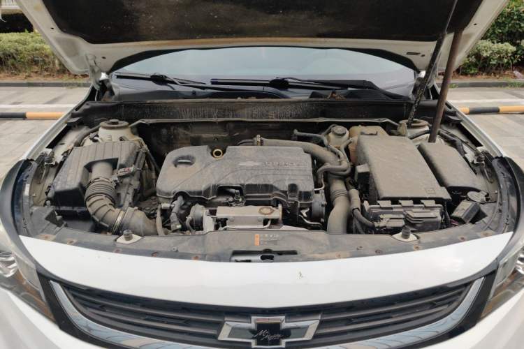 Used Chevrolet Malibu 2018 530T Automatic Luxury Edition Engine Bay