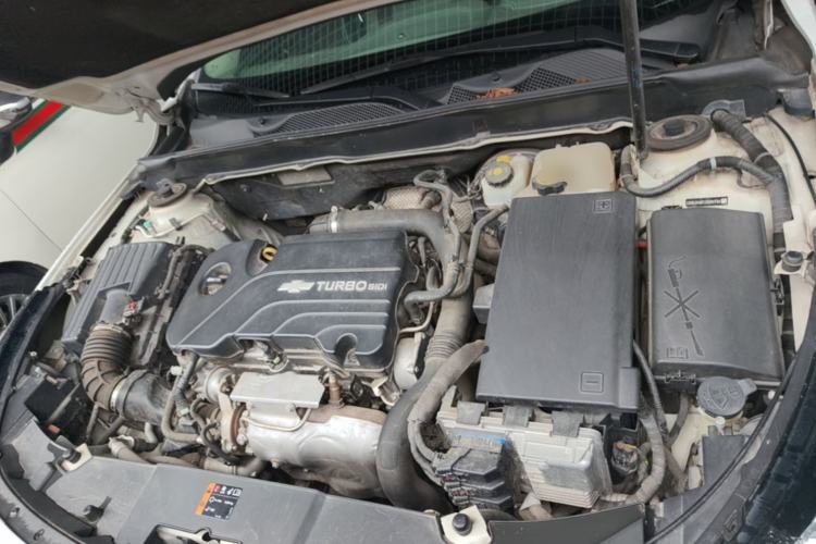Used Chevrolet Malibu 2018 530T Automatic Fashion Edition Engine Bay