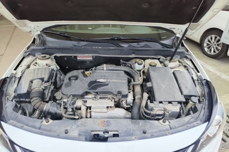Used Chevrolet Malibu 2018 530T Automatic Fashion Edition Engine Bay