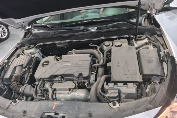 Used Chevrolet Malibu 2018 530T Automatic Fashion Edition Engine Bay