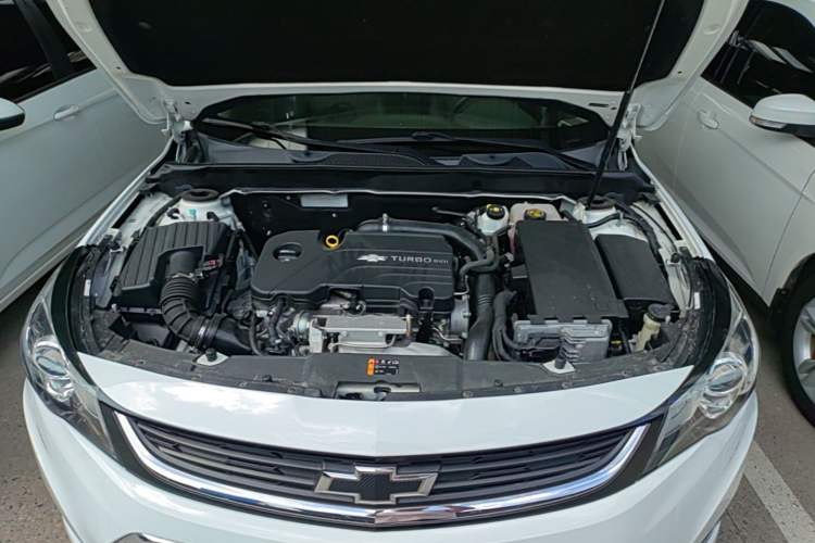 Used Chevrolet Malibu 2018 530T Automatic Luxury Edition Engine Bay