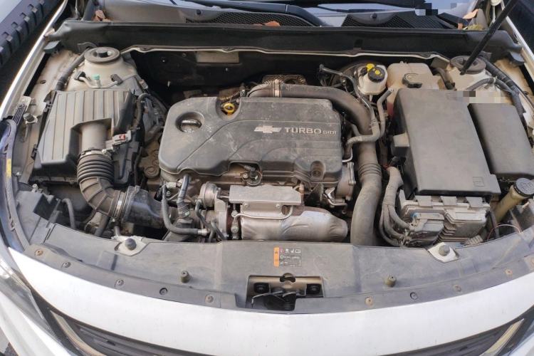 Used Chevrolet Malibu 2018 530T Automatic Luxury Edition Engine Bay