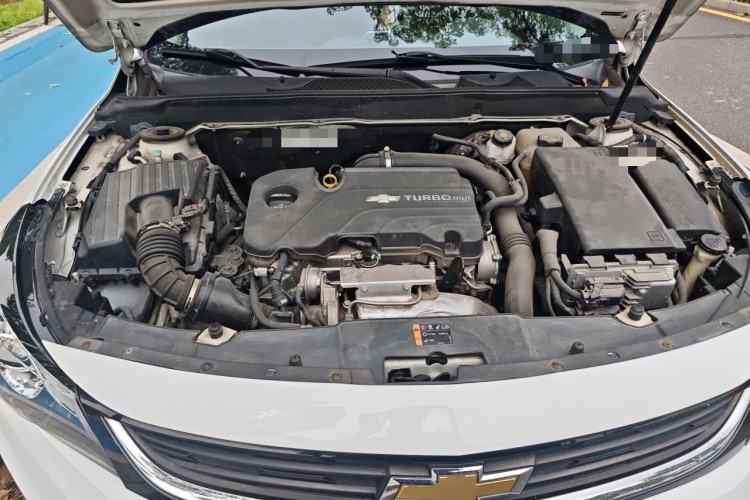 Used Chevrolet Malibu 2018 530T Automatic Fashion Edition Engine Bay