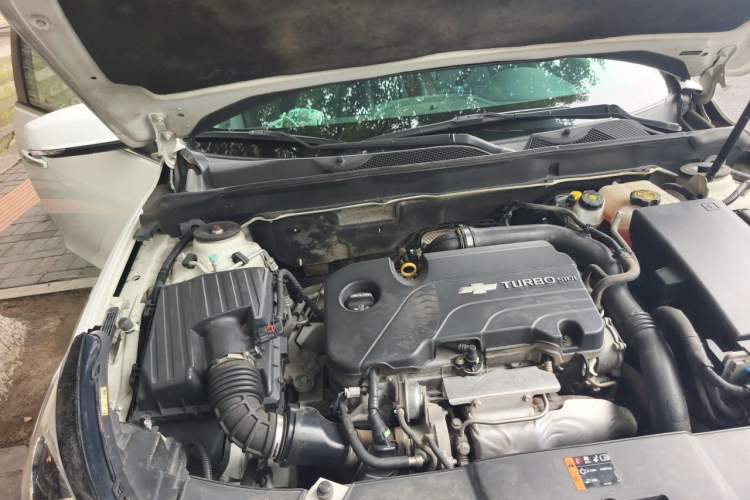 Used Chevrolet Malibu 2018 530T Automatic Luxury Edition Engine Bay Right