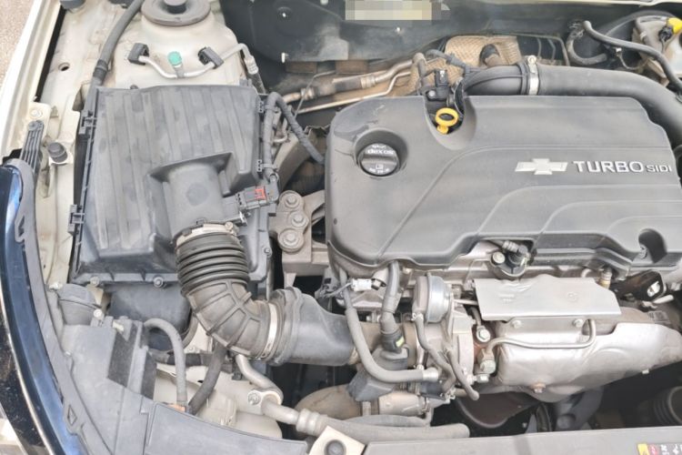 Used Chevrolet Malibu 2018 530T Automatic Fashion Edition Engine Bay Right