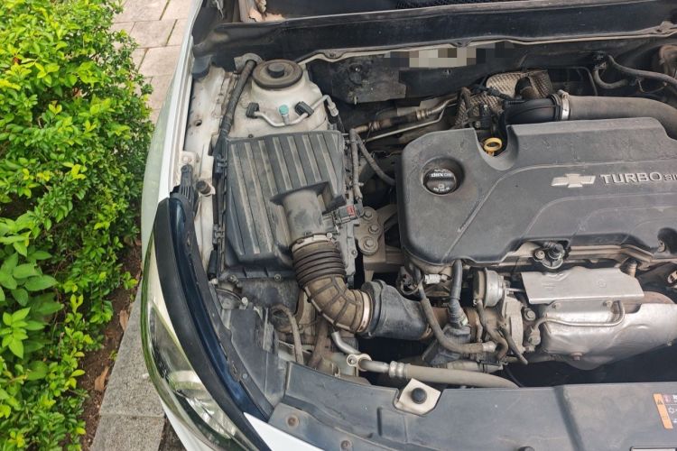 Used Chevrolet Malibu 2018 530T Automatic Fashion Edition Engine Bay Right