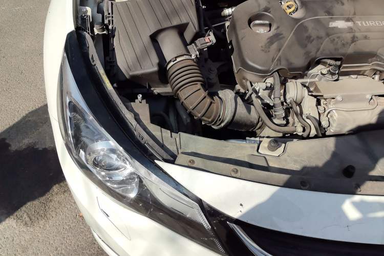 Used Chevrolet Malibu 2018 530T Automatic Luxury Edition Engine Bay Right