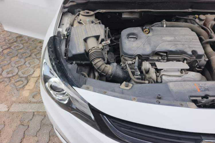 Used Chevrolet Malibu 2018 530T Automatic Fashion Edition Engine Bay Right