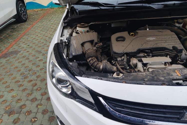 Used Chevrolet Malibu 2018 530T Automatic Luxury Edition Engine Bay Right