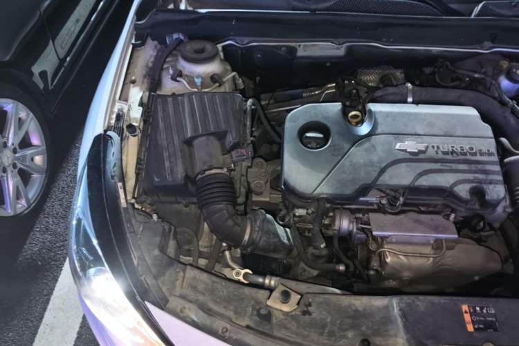 Used Chevrolet Malibu 2018 530T Automatic Luxury Edition Engine Bay Right