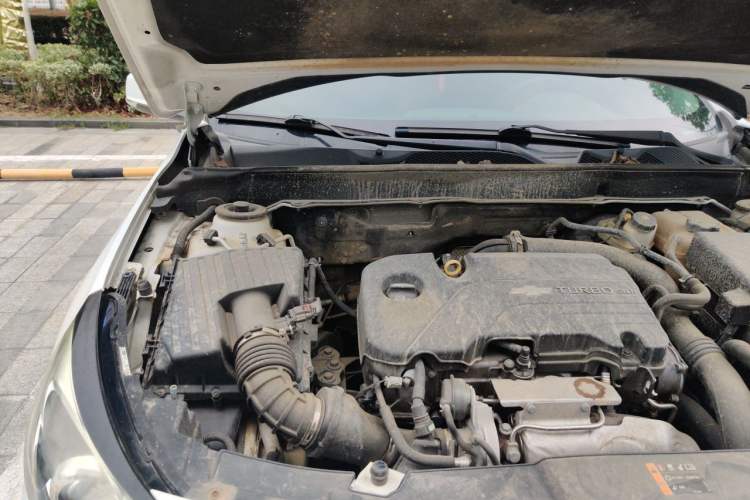Used Chevrolet Malibu 2018 530T Automatic Luxury Edition Engine Bay Right