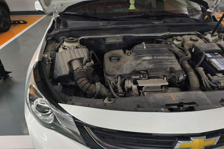 Used Chevrolet Malibu 2018 530T Automatic Fashion Edition Engine Bay Right