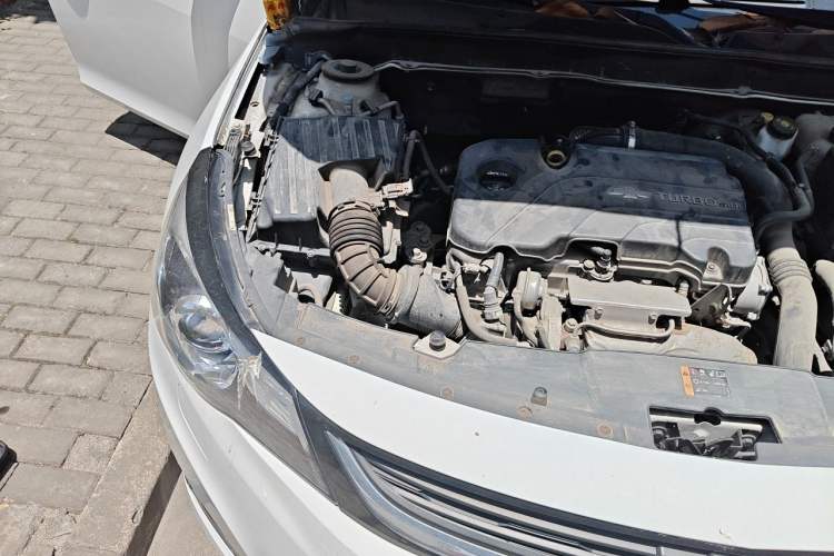 Used Chevrolet Malibu 2018 530T Automatic Luxury Edition Engine Bay Right