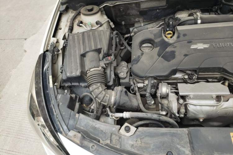 Used Chevrolet Malibu 2018 530T Automatic Luxury Edition Engine Bay Right