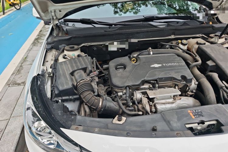 Used Chevrolet Malibu 2018 530T Automatic Fashion Edition Engine Bay Right