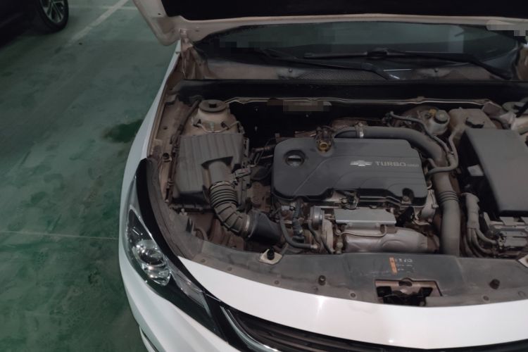 Used Chevrolet Malibu 2018 530T Automatic Fashion Edition Engine Bay Right