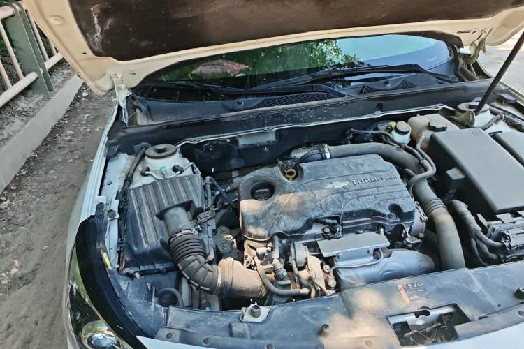 Used Chevrolet Malibu 2018 530T Automatic Luxury Edition Engine Bay Right