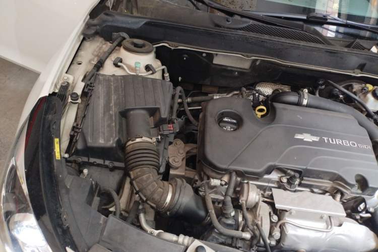 Used Chevrolet Malibu 2018 530T Automatic Luxury Edition Engine Bay Right
