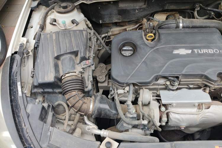 Used Chevrolet Malibu 2018 530T Automatic Luxury Edition Engine Bay Right