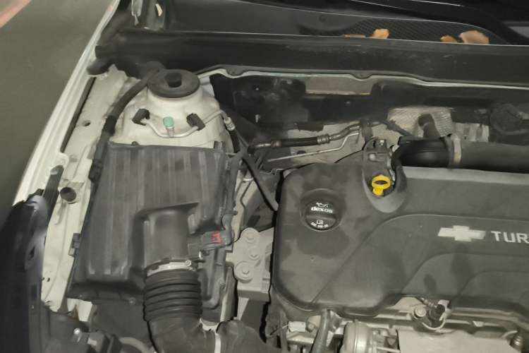Used Chevrolet Malibu 2018 530T Automatic Luxury Edition Engine Bay Right