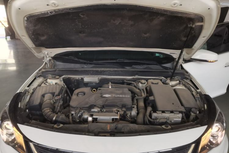 Used Chevrolet Malibu 2018 530T Automatic Luxury Edition Engine Bay