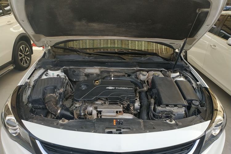 Used Chevrolet Malibu 2018 530T Automatic Fashion Edition Engine Bay