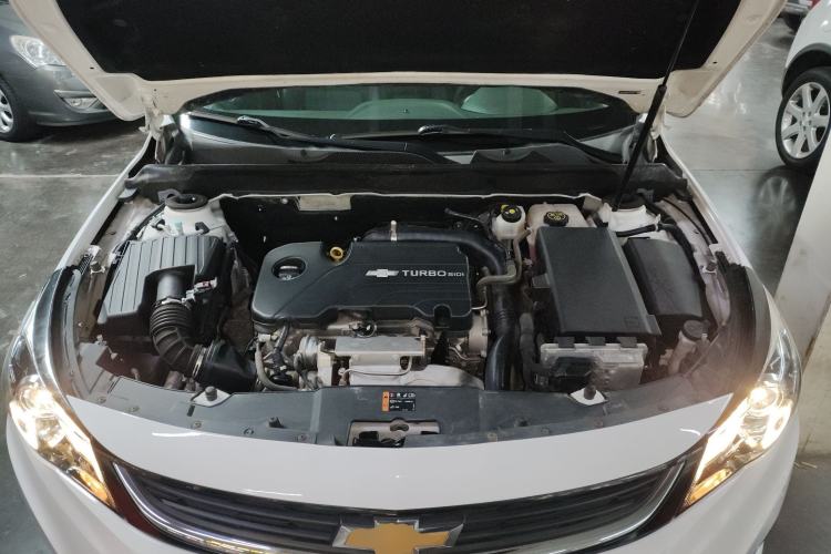 Used Chevrolet Malibu 2018 530T Automatic Fashion Edition Engine Bay