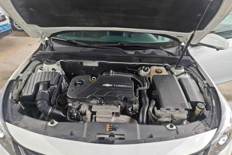 Used Chevrolet Malibu 2018 530T Automatic Luxury Edition Engine Bay