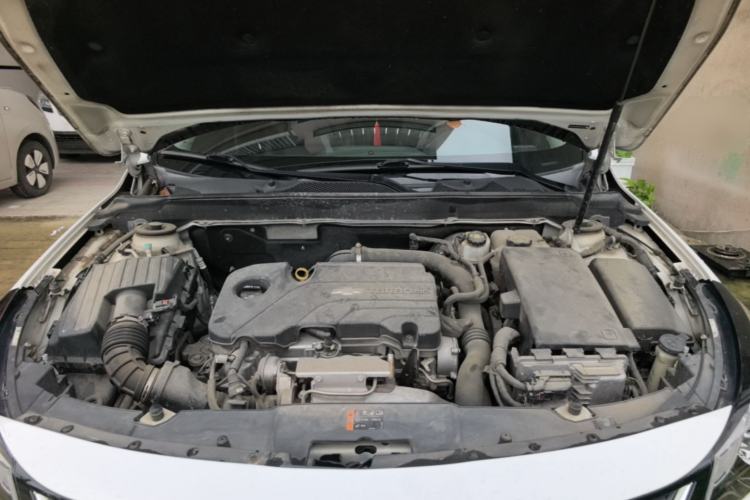 Used Chevrolet Malibu 2018 530T Automatic Luxury Edition Engine Bay