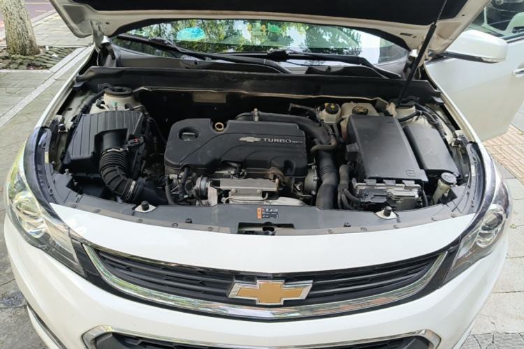 Used Chevrolet Malibu 2018 530T Automatic Luxury Edition Engine Bay